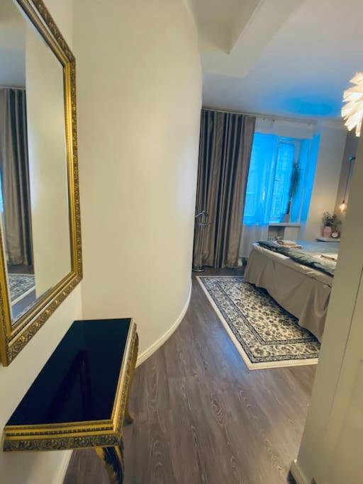 Glorious Apartment In Hakaniemi 赫尔辛基 外观 照片